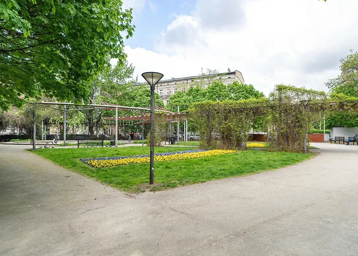 Charming And Modern With Mezzanine In Center By Renters Appartement *